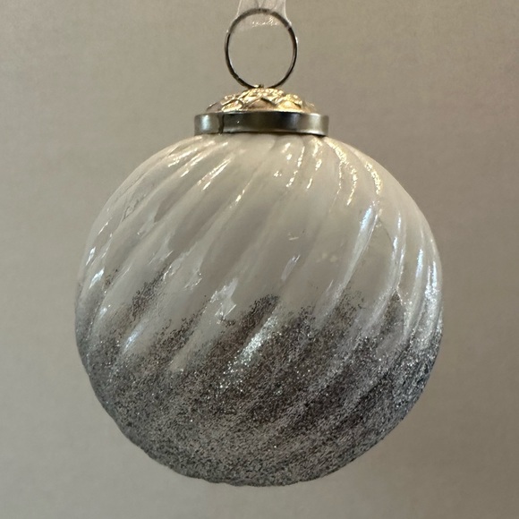 Martha Stewart Christmas Ornaments 4in White and Silver Glitter Set of 4 - Picture 2 of 9